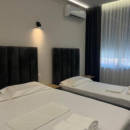 Checkpoint Tirana Apartments Ngoại thất bức ảnh